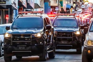 Imagem referente a notícia: Homicídios dolosos caem 31% nos primeiros 8 meses do ano; roubos têm redução de 17,6%