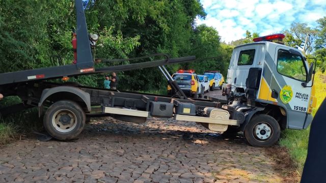 Capotamento em estrada rural revela grande quantidade de drogas e envolve adolescente no Sudoeste do Paraná