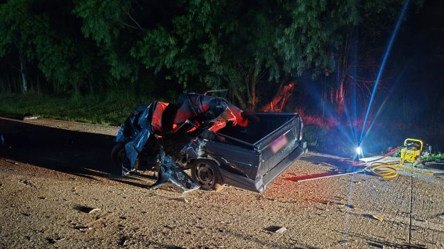 Colisão frontal na PRC-280 mata motorista e deixa passageiro em estado grave em Pato Branco
