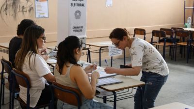 Imagem referente à notícia: Votação em SP registra índice de abstenção de 22,5% no primeiro turno