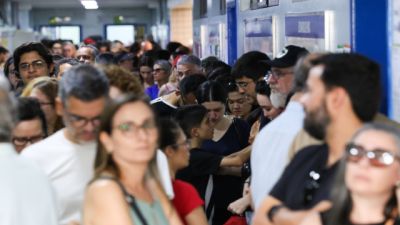 Imagem referente à notícia: Renovação da Câmara federal chegou a 35%; veja nova composição da Casa