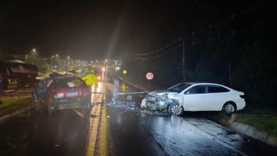 Imagem referente à notícia: Grave colisão entre dois carros deixa vítima fatal em São Jorge D’Oeste
