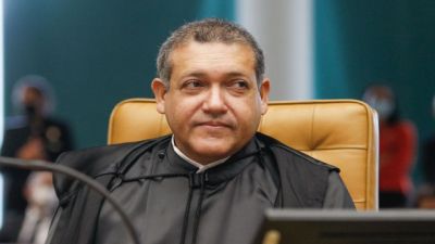 Imagem referente à notícia: Nunes Marques suspende novos posts e seguidores no Exército do Lula 