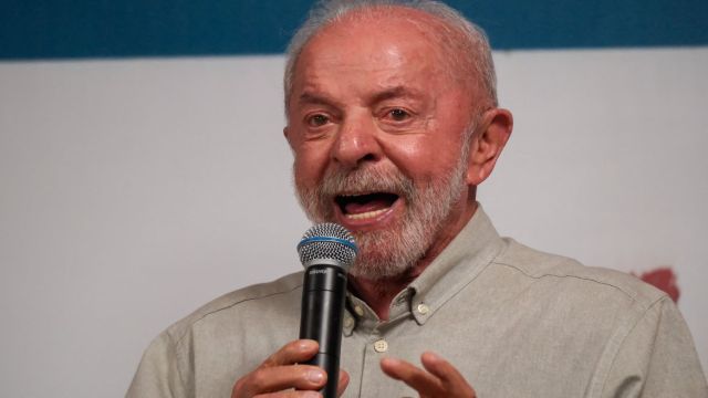 Lula garante versão universitária do “Pé de Meia” caso seja reeleito
