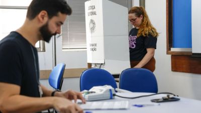 Imagem referente à notícia: TRE-RJ alterou apenas um local de votação no estado; confira