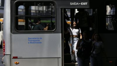 Imagem referente à notícia: Governo envia ao Congresso proposta de tarifa zero no transporte