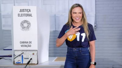 Imagem referente à notícia: Celina Leão é reeleita governadora do Distrito Federal