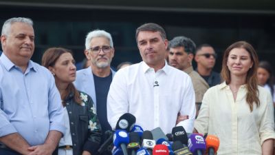 Imagem referente à notícia: STF nega ter ordenado buscas em endereços de Flávio Bolsonaro