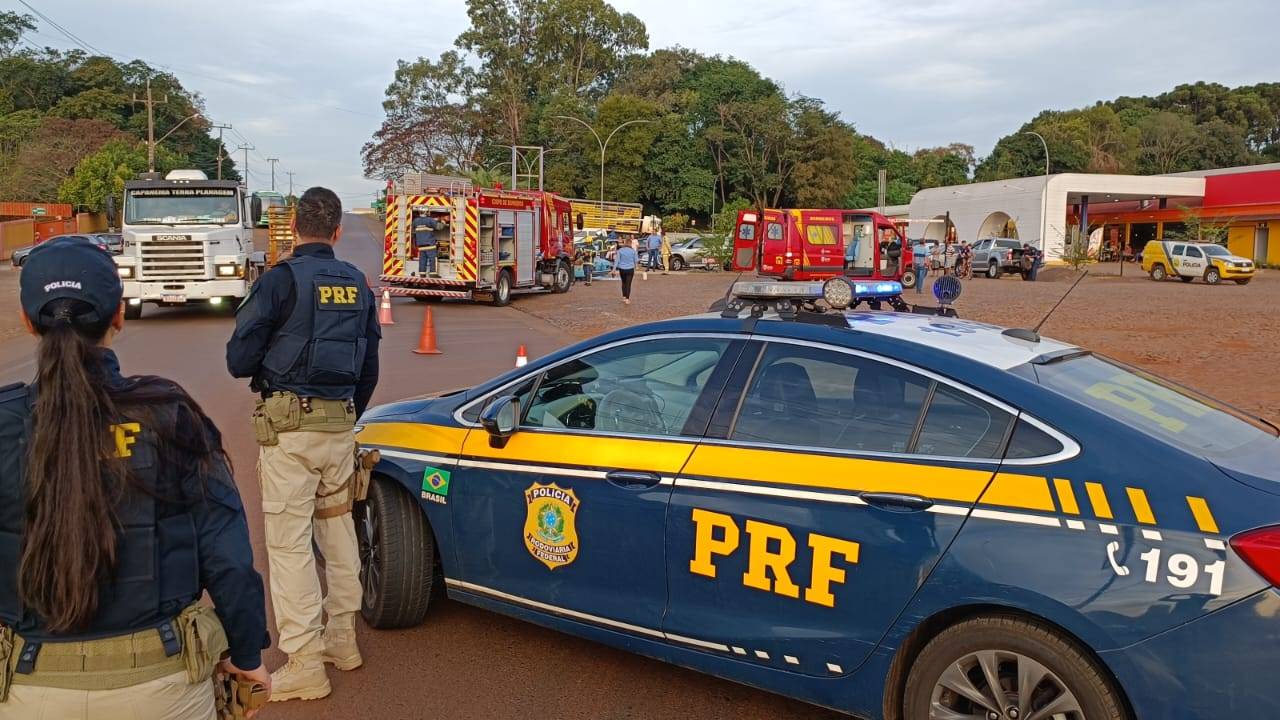 Delegacia da PRF de Pato Branco comemora 10 anos de ações impactantes durante o Maio Amarelo