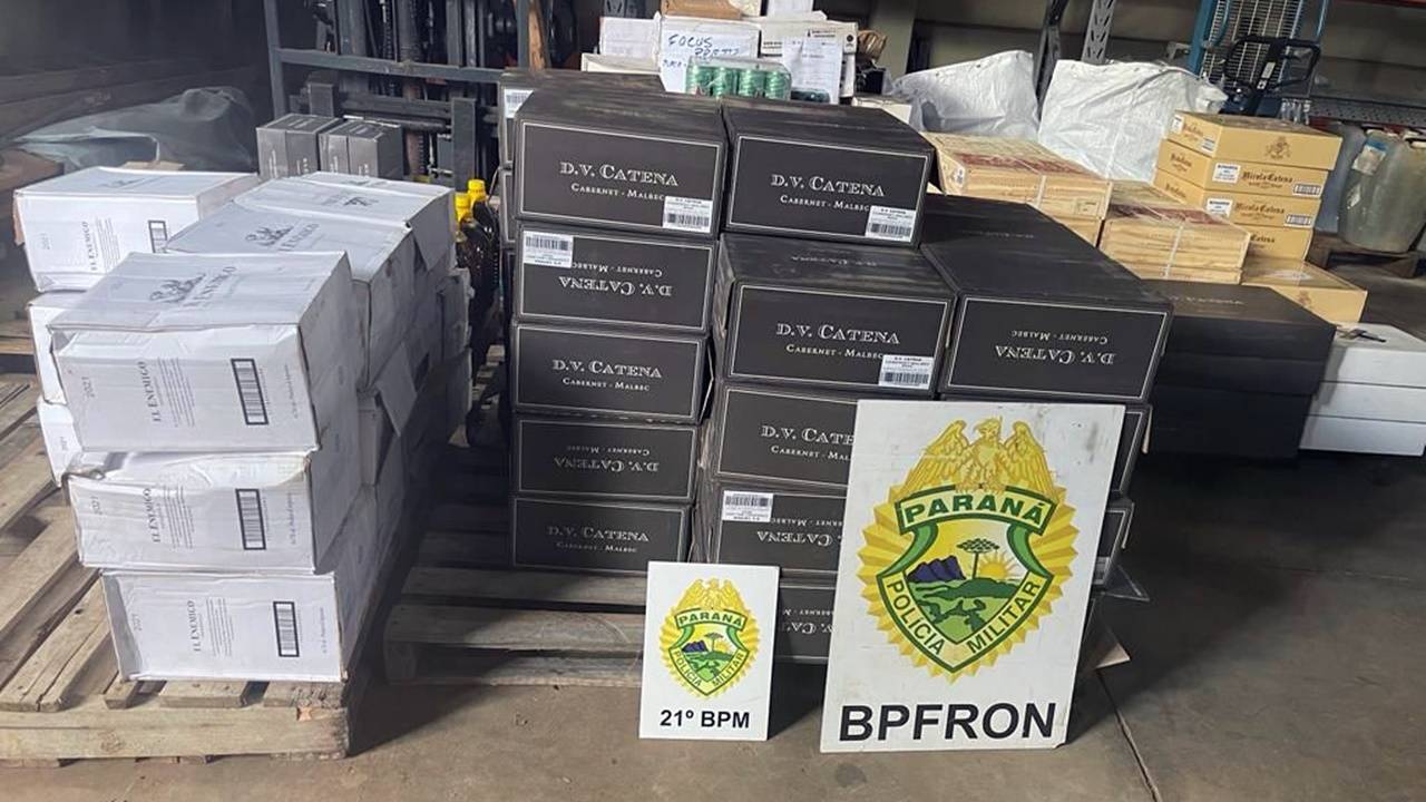 BPFRON e 21°BPM apreendem bebidas estrangeiras em depósito em Planalto