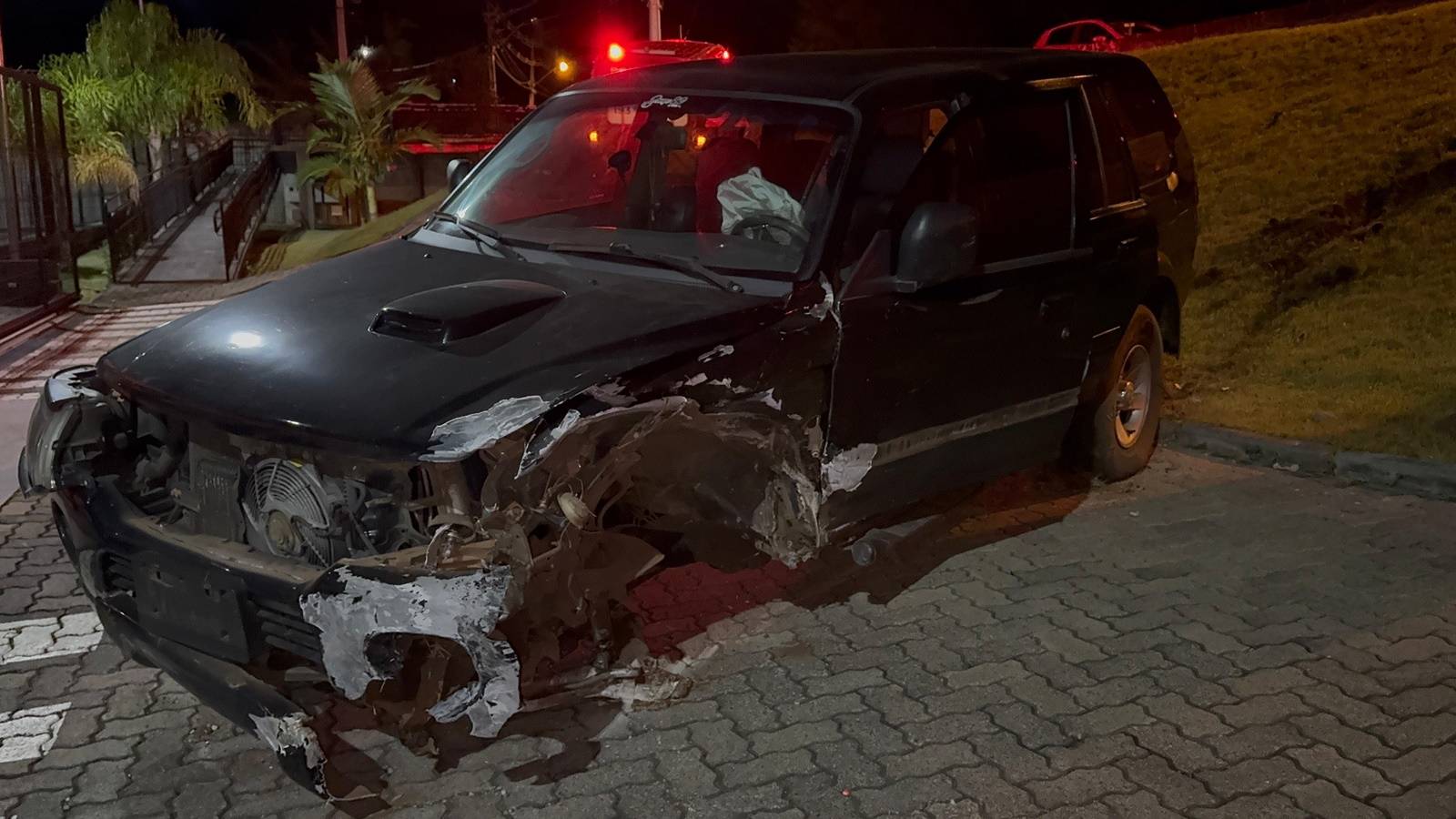 Colisão frontal deixa feridos na PR-180 em Francisco Beltrão