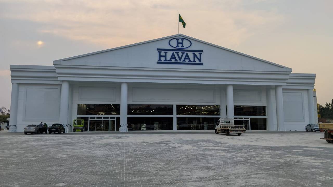 Havan inaugura megaloja em Francisco Beltrão