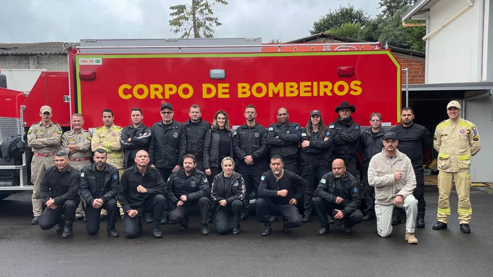 Curso de brigada de incêndio capacita 30 policiais penais na região de Francisco Beltrão