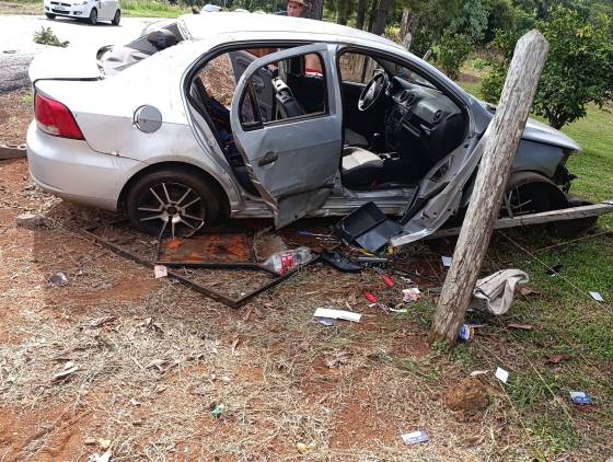 Motorista morre após perder controle e colidir veiculo em cerca na PR-473 em Cruzeiro do Iguaçu