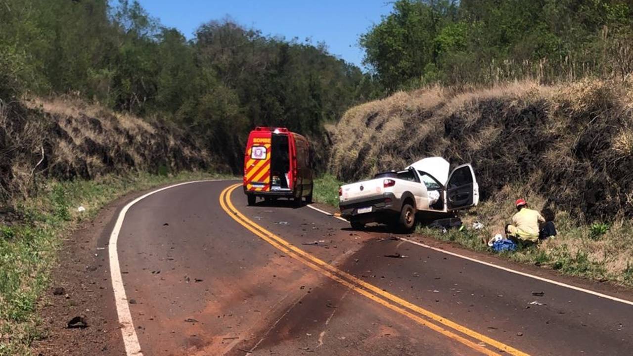 Motorista se acidenta na PR-562 e é encaminhado à UPA