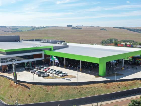 Coasul inaugura o maior e mais moderno Supermercado do Sudoeste em São João!