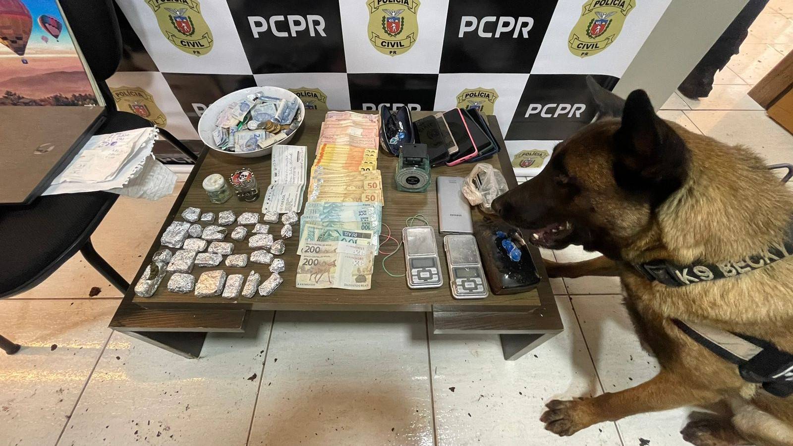 Operação Policial resulta em prisão por tráfico de drogas em Ampére