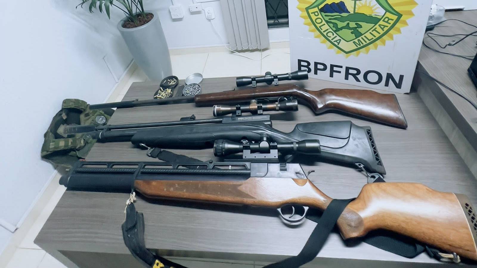 BPFRON prende homem e apreende armas e munições em Barracão