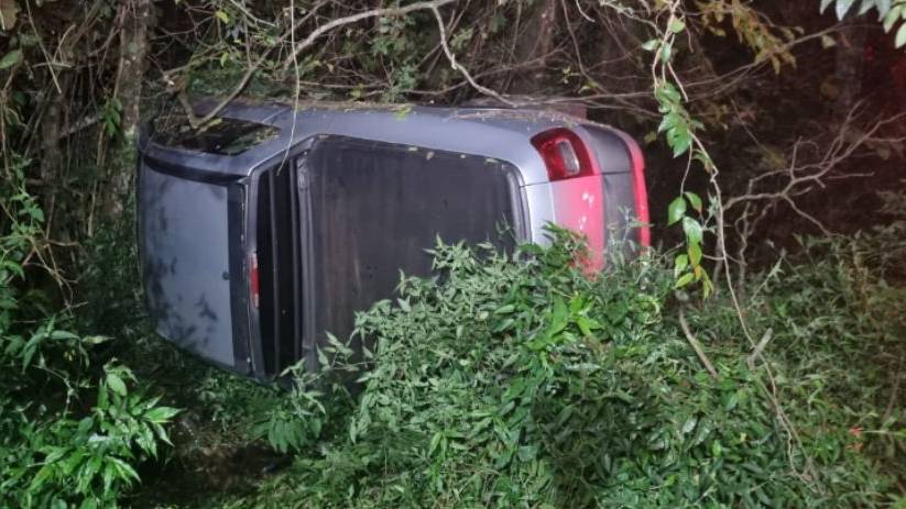 Mulher fica ferida após acidente na PR-483 em Francisco Beltrão